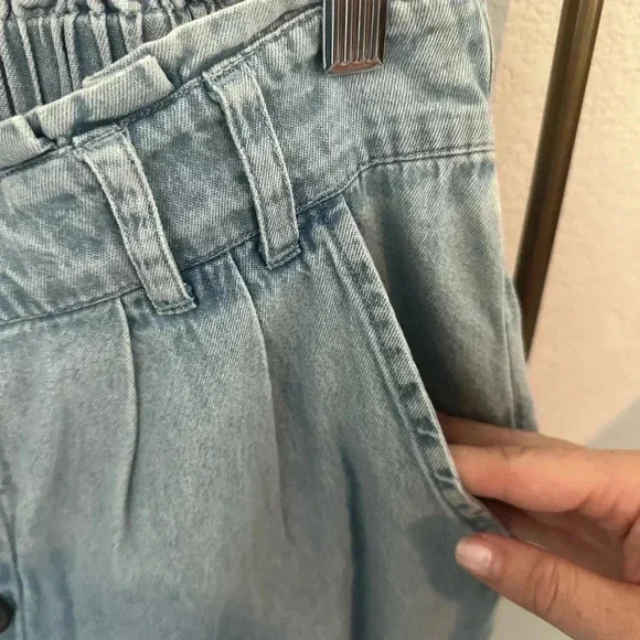 AMERICAN EAGLE CHAMBRAY BOTTOMS SIZE LARGE - Picture 3 of 6